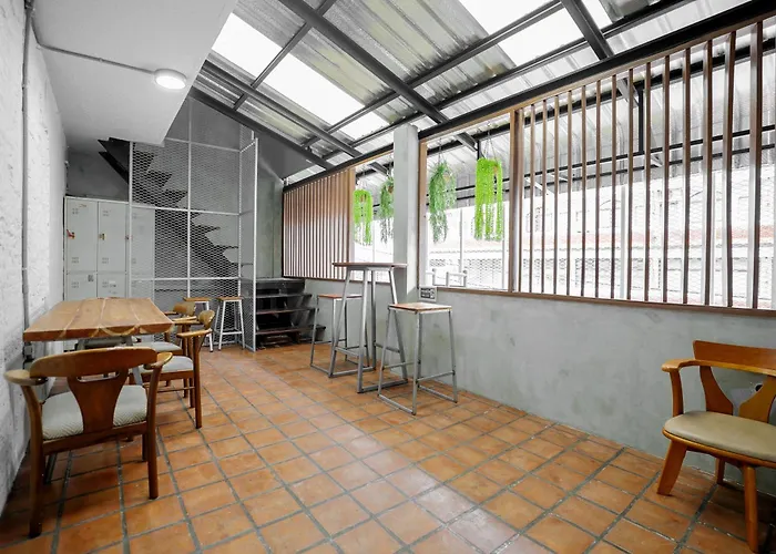 Siam Breeze - Self Check-in * Bangkok